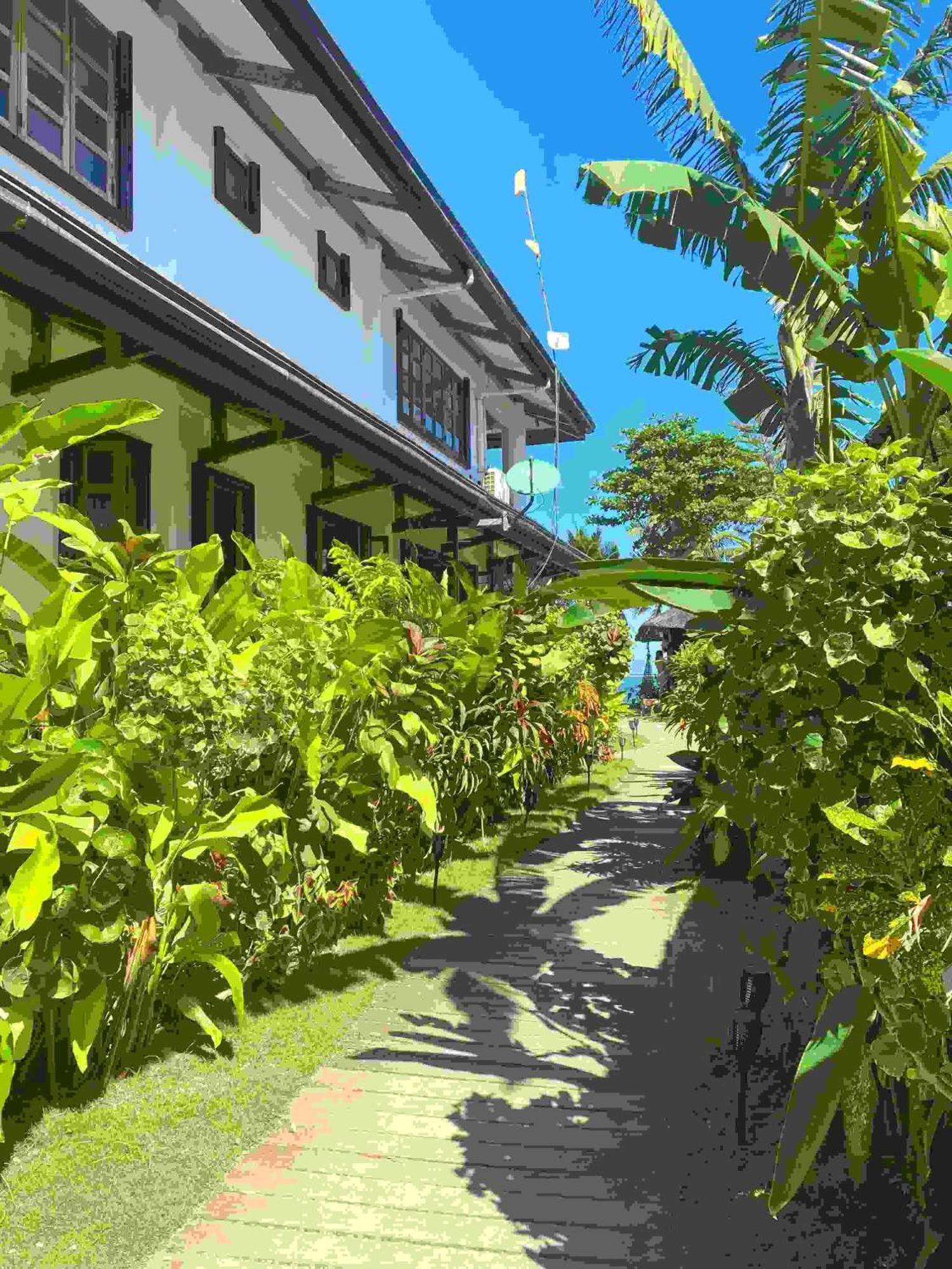 Romantic Beach Villas General Luna  Exterior photo