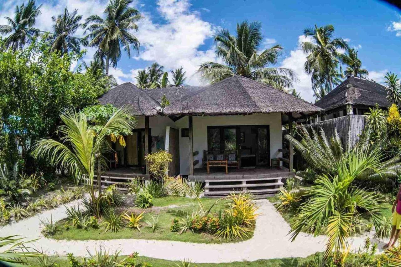 Romantic Beach Villas General Luna  Exterior photo