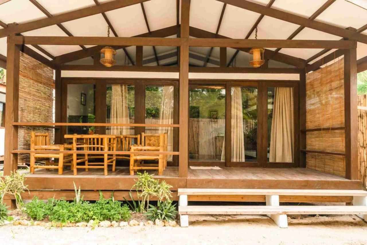 Romantic Beach Villas General Luna  Exterior photo